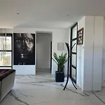 Carrare Villa *